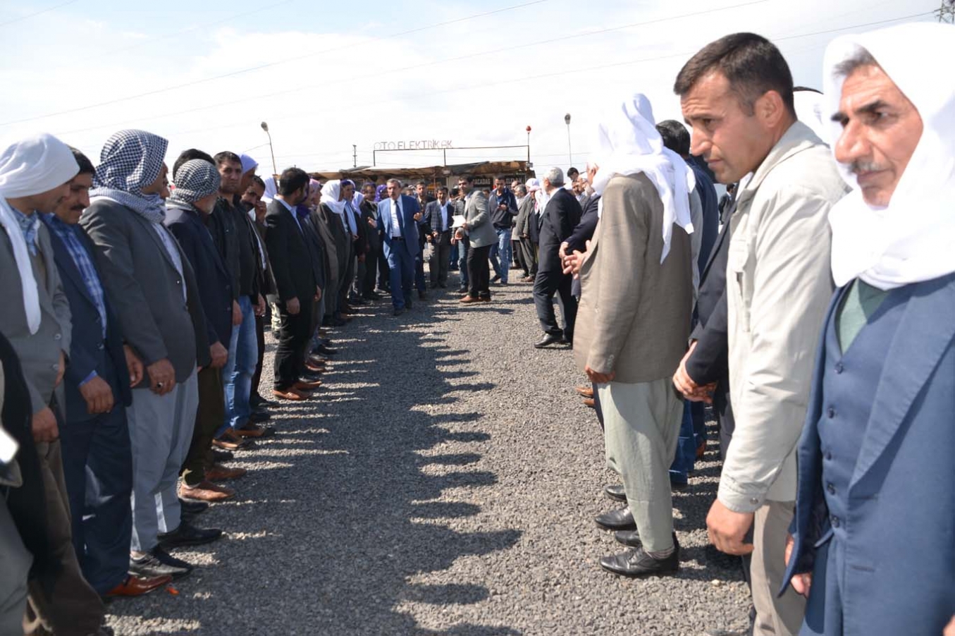 Viranşehir’de barış yemeği verildi Viranşehir’de barış yemeği verildi